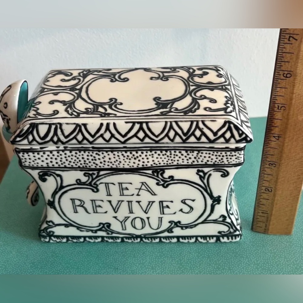 ✨HP✨ MOLLY HATCH CERAMIC “TEA REVIVES YOU” CANISTER W/ SCOOP - Picture 11 of 12
